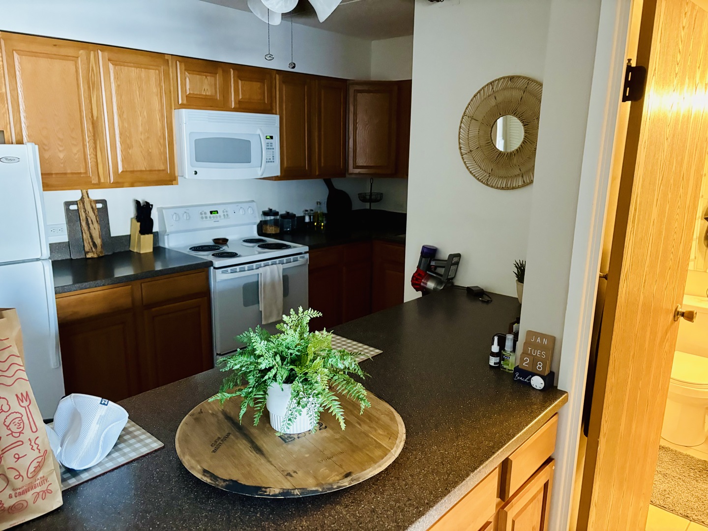 5125 Blodgett Avenue #213, Downers Grove, IL 60515