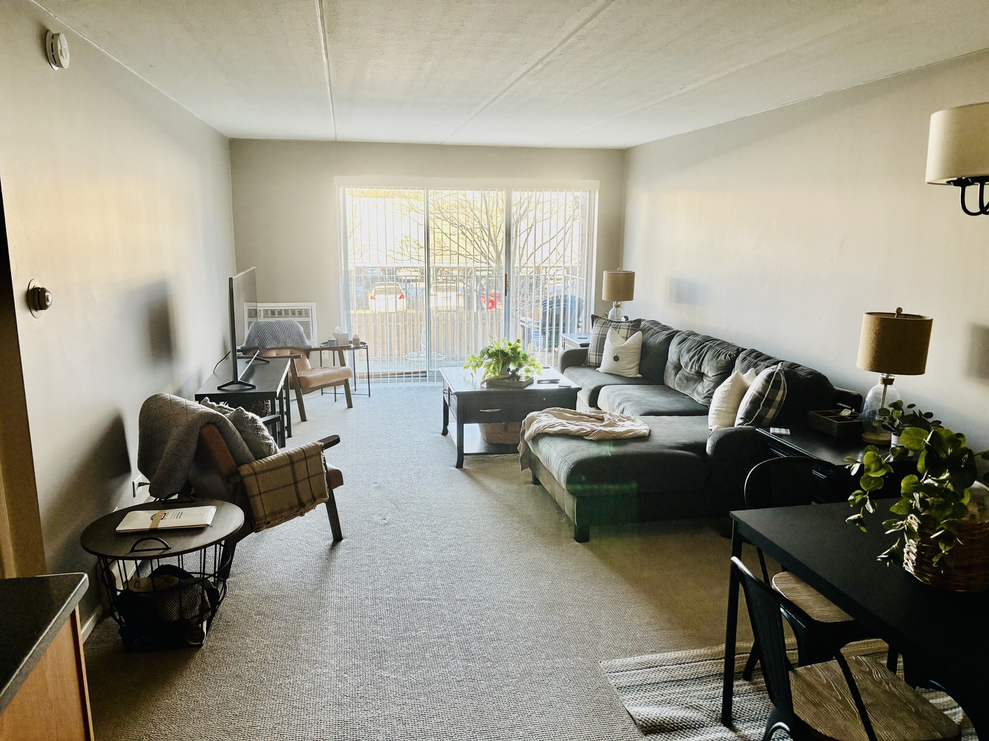 5125 Blodgett Avenue #213, Downers Grove, IL 60515