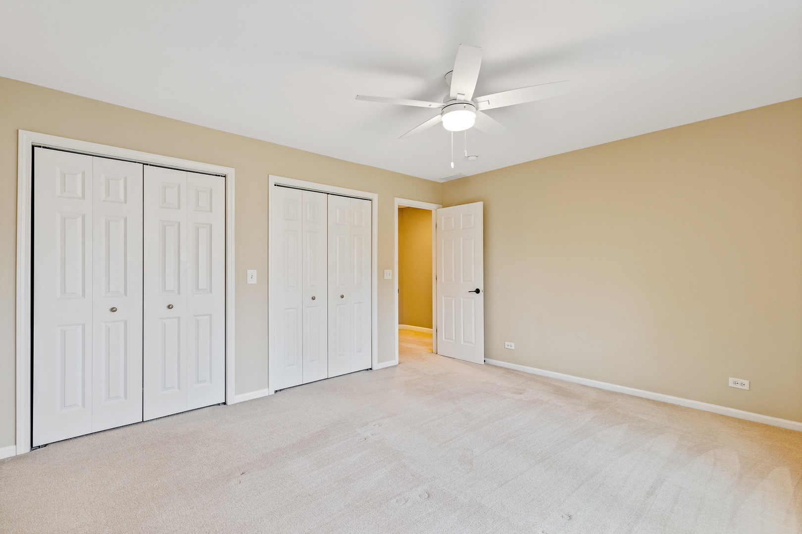 1432 E Katie Lane, Palatine, IL 60074