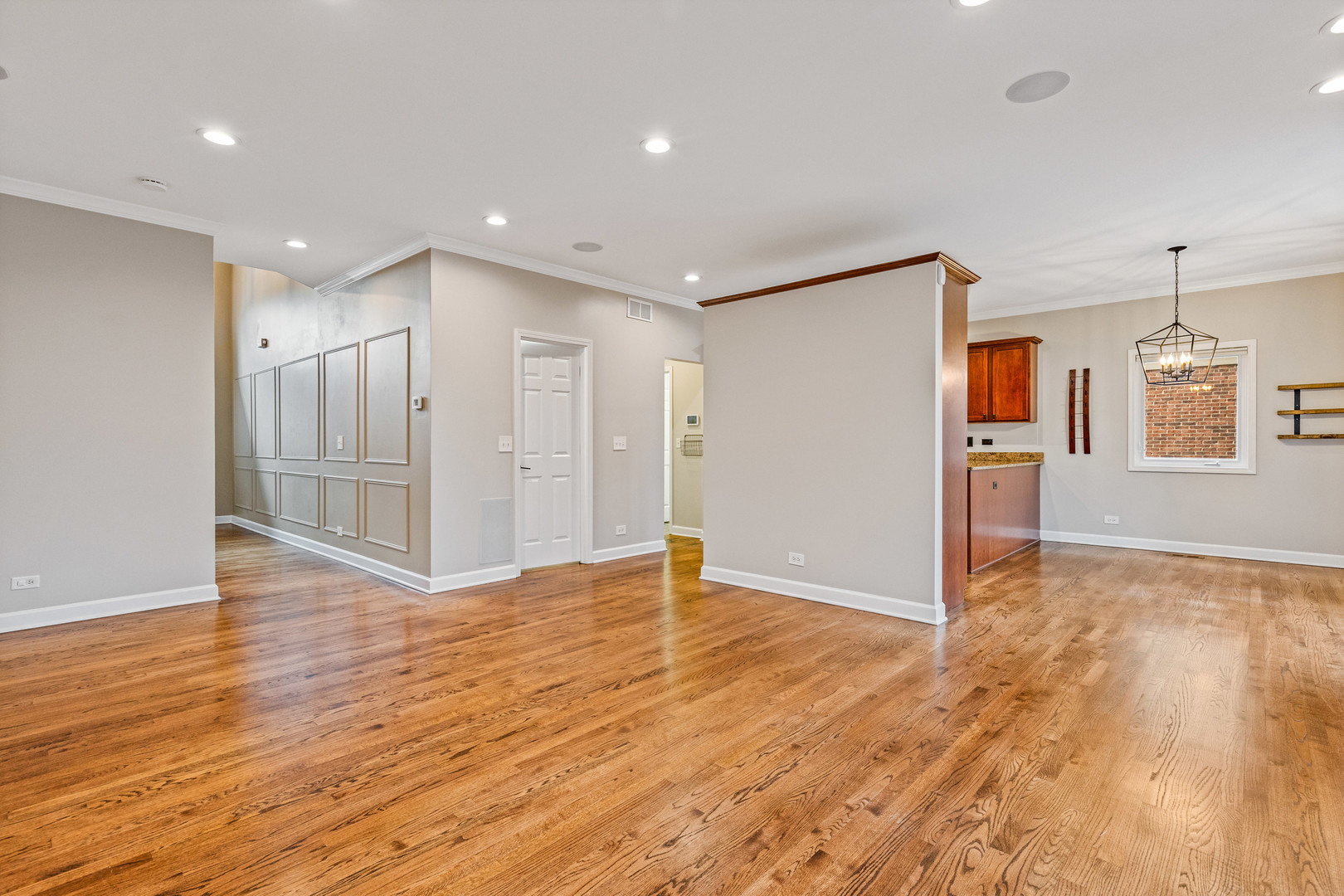 1432 E Katie Lane, Palatine, IL 60074