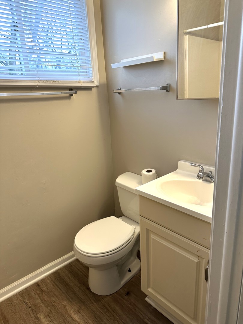 441 Addison Street #4, Elgin, IL 60120