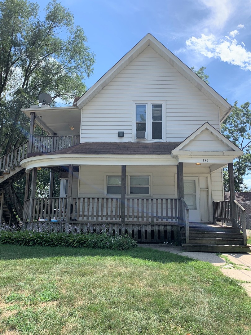 441 Addison Street #4, Elgin, IL 60120