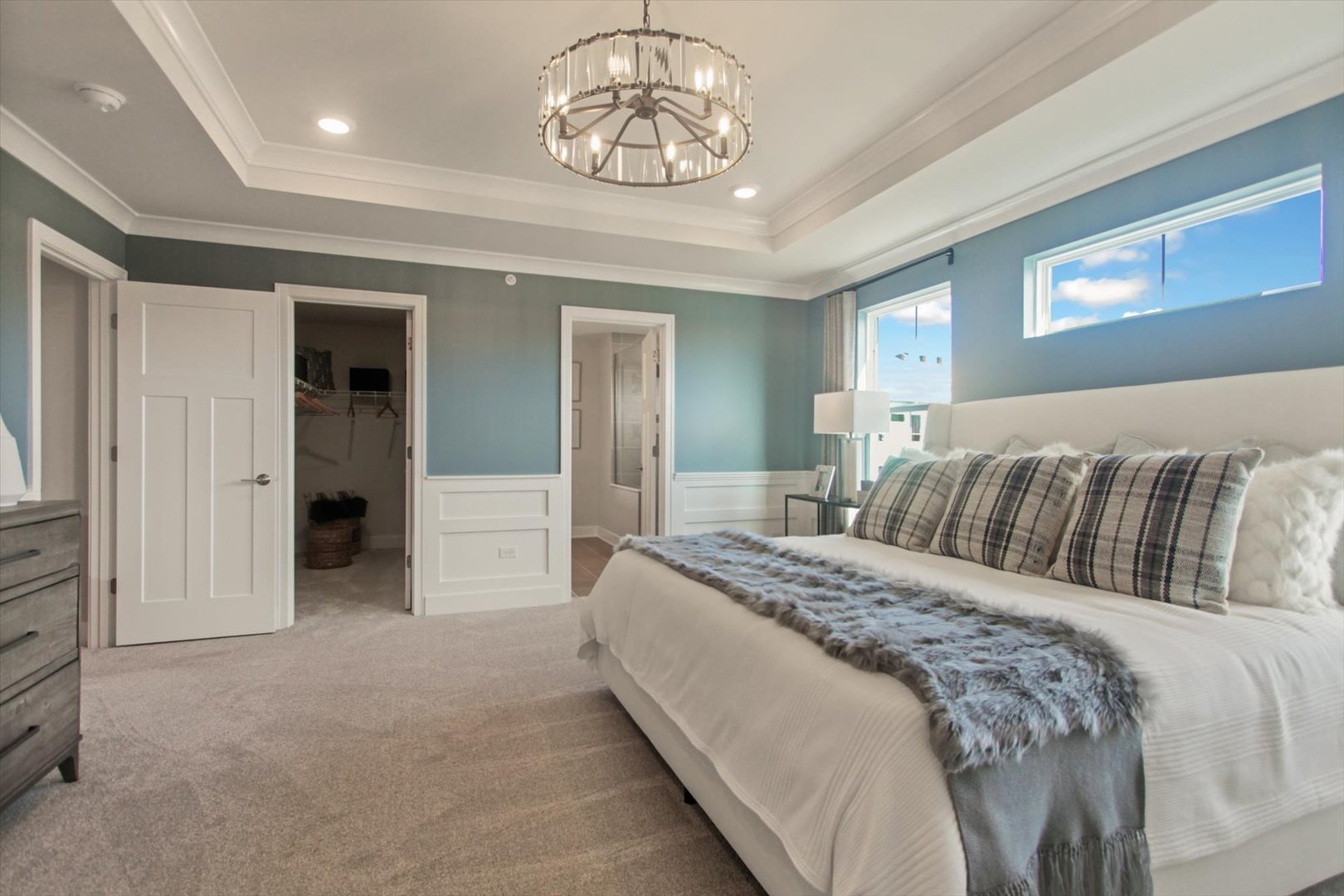 8497 Liberty Lane, Woodridge, IL 60517