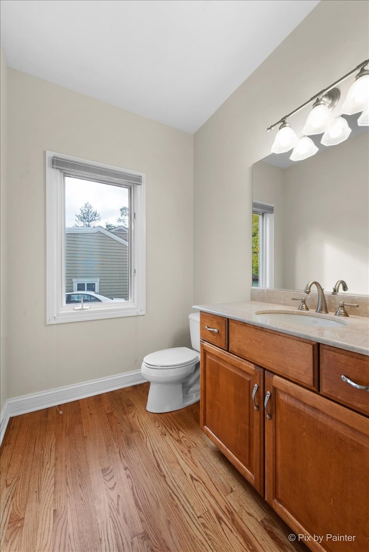 277 Harvey Avenue, Wood Dale, IL 60191