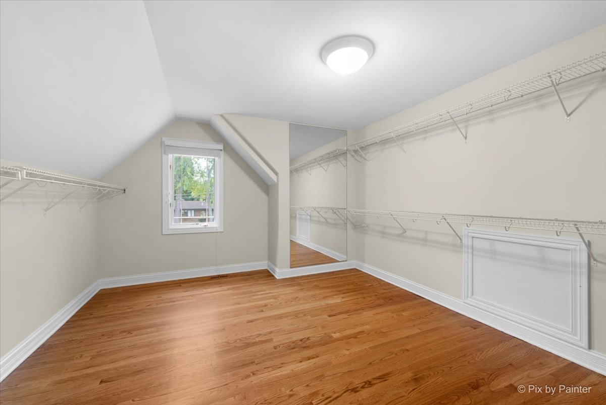 277 Harvey Avenue, Wood Dale, IL 60191