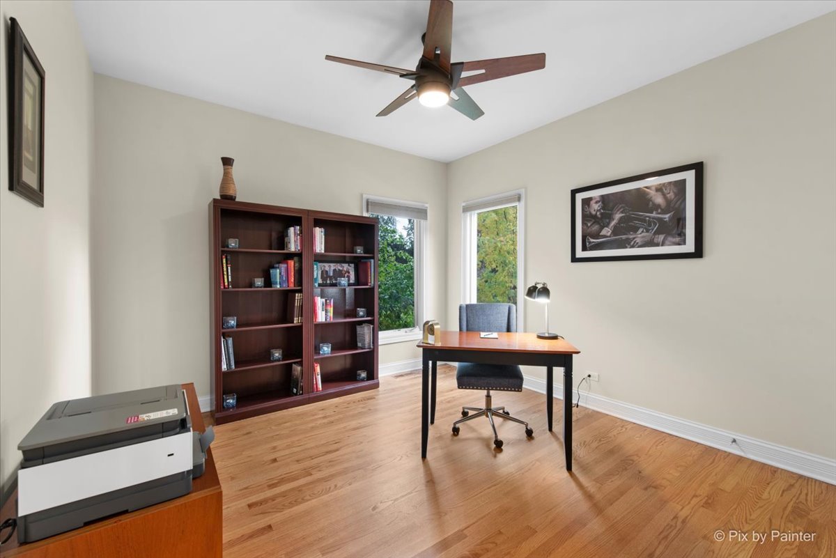 277 Harvey Avenue, Wood Dale, IL 60191