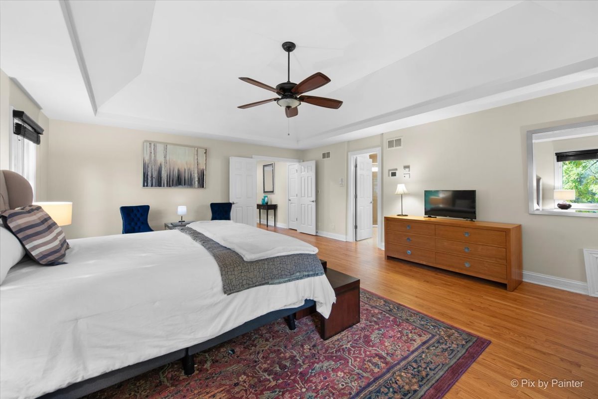 277 Harvey Avenue, Wood Dale, IL 60191