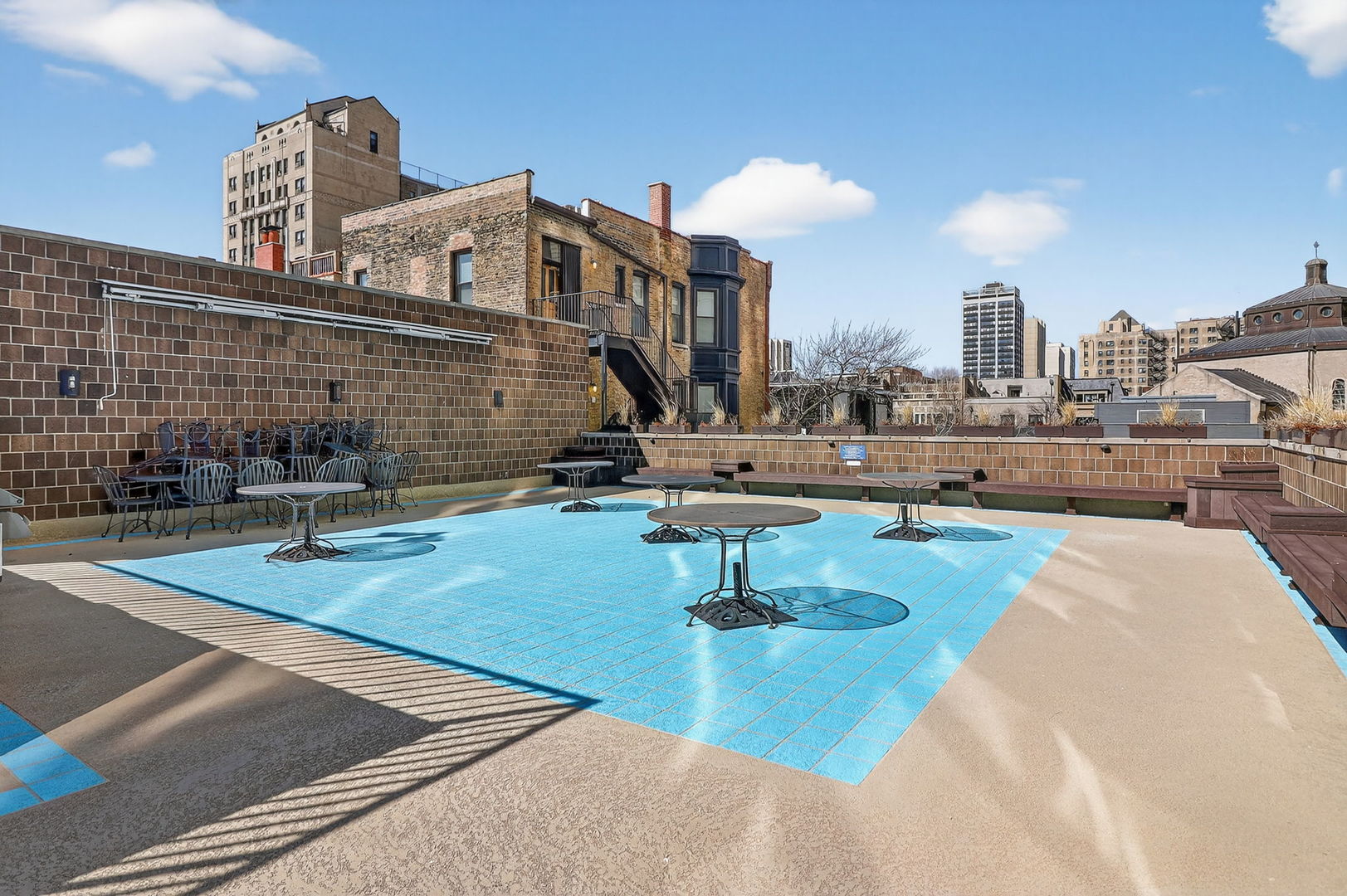 2500 N Lakeview Avenue #1304, Chicago, IL 60614