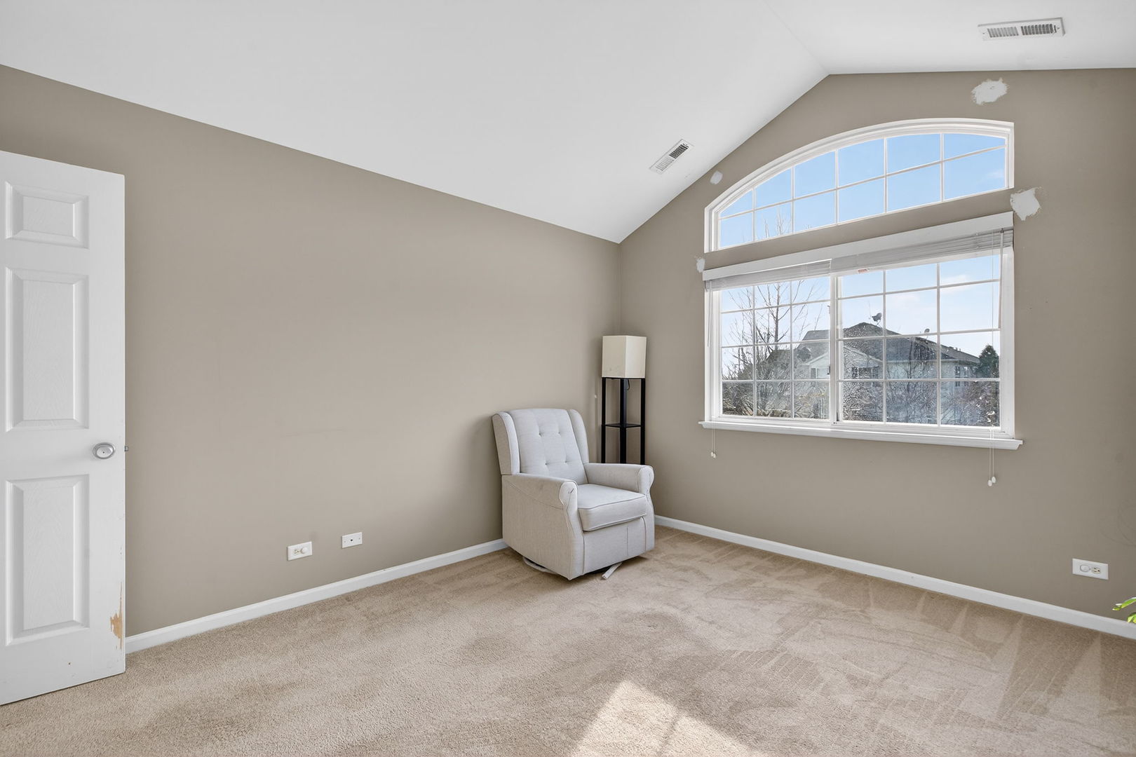 2263 Gallant Fox Circle, Montgomery, IL 60538