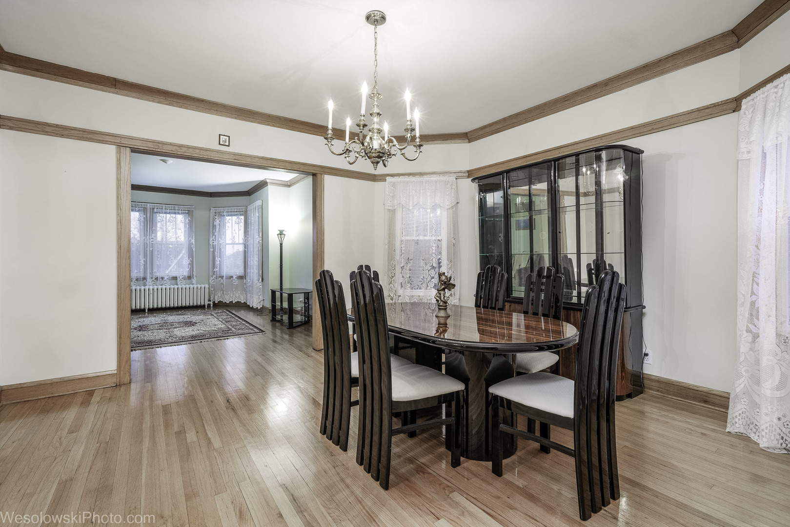 3132 N Marmora Avenue, Chicago, IL 60634