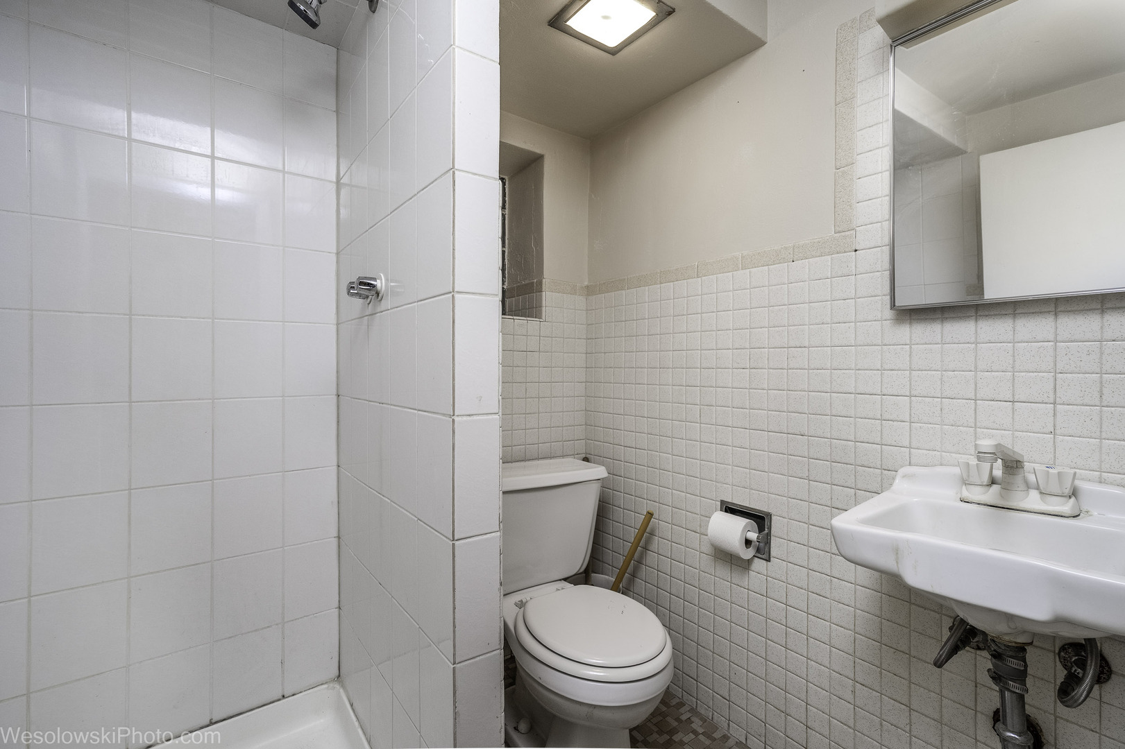 3132 N Marmora Avenue, Chicago, IL 60634