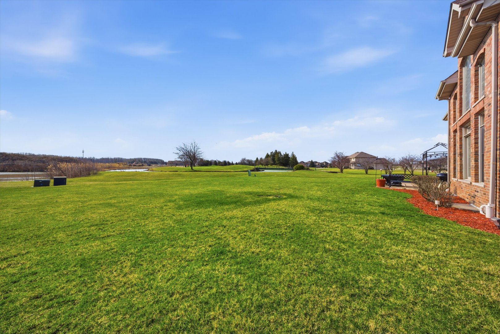 39 Odyssey Drive, Tinley Park, IL 60477