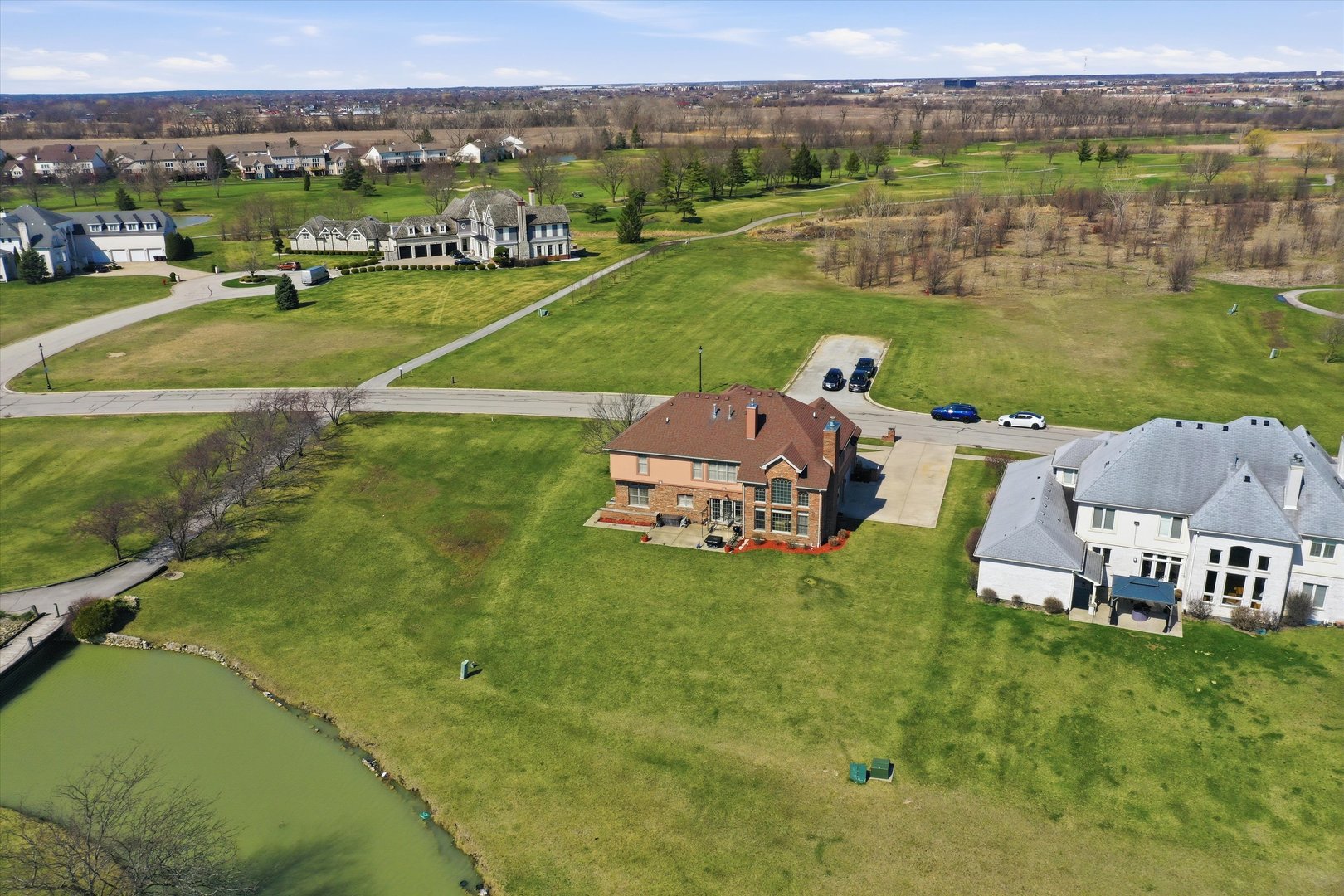 39 Odyssey Drive, Tinley Park, IL 60477