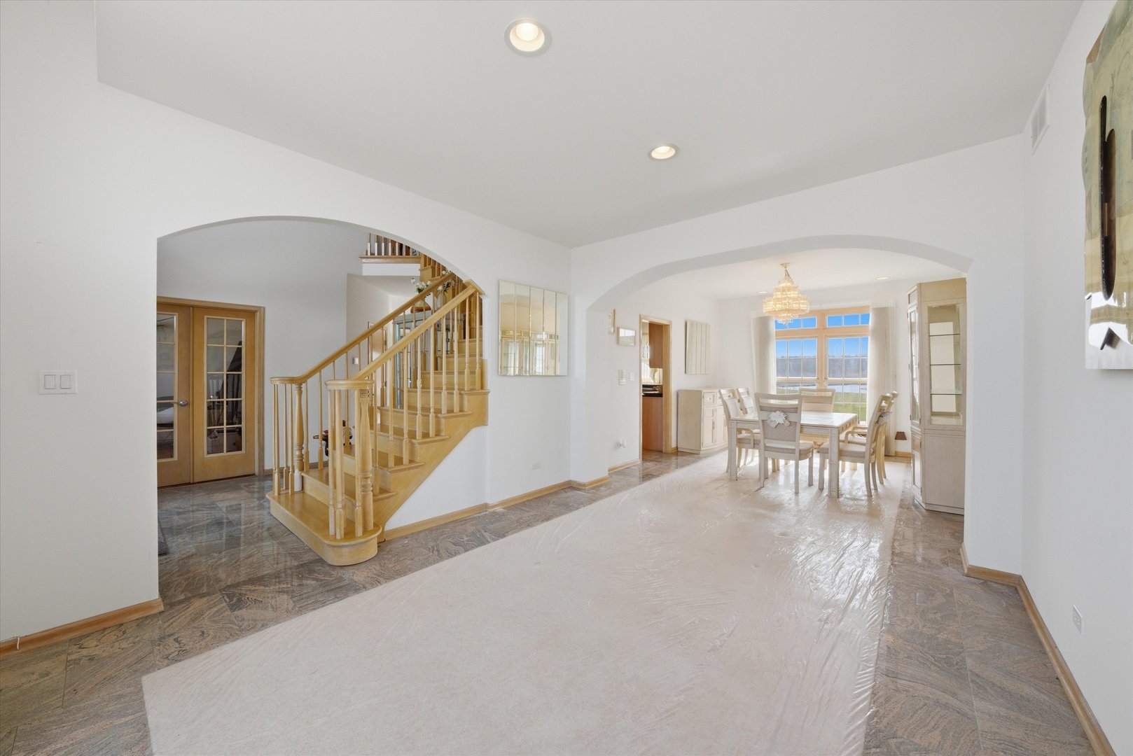 39 Odyssey Drive, Tinley Park, IL 60477