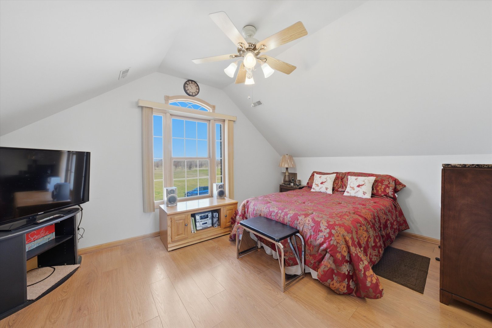 39 Odyssey Drive, Tinley Park, IL 60477