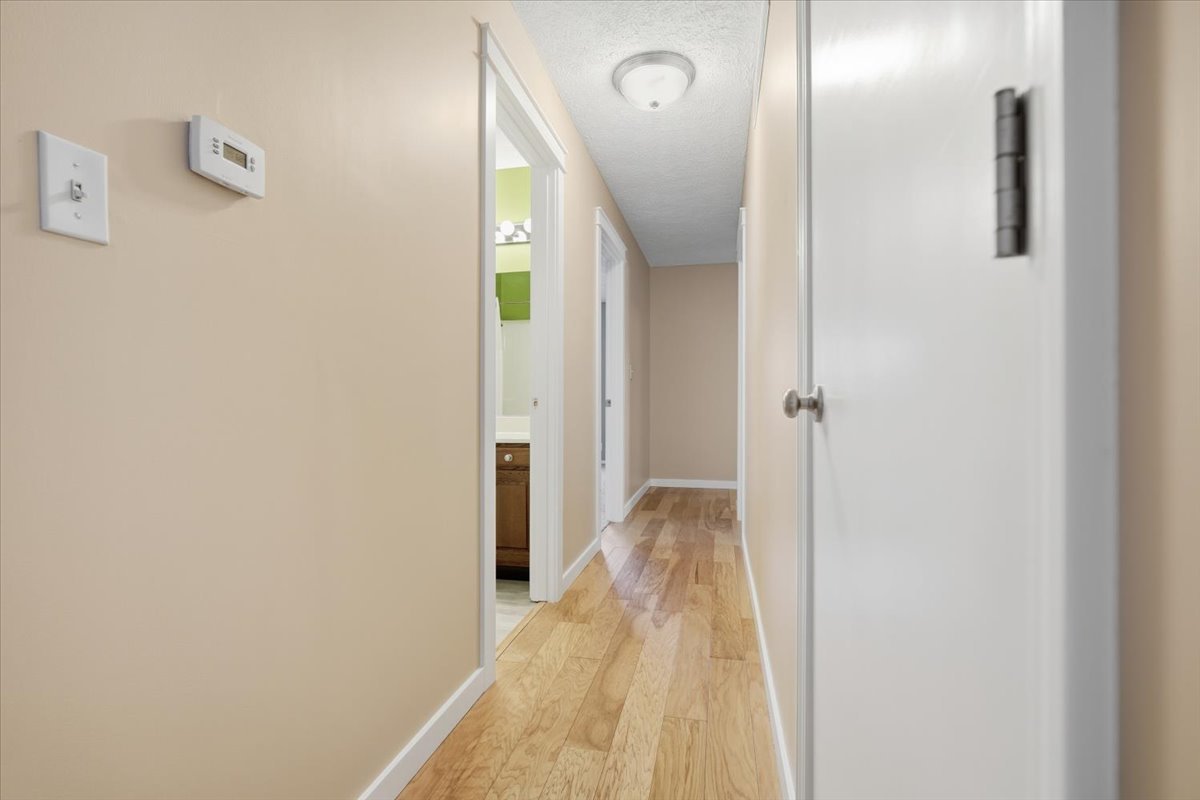 1204 Kim Drive, Bloomington, IL 61704