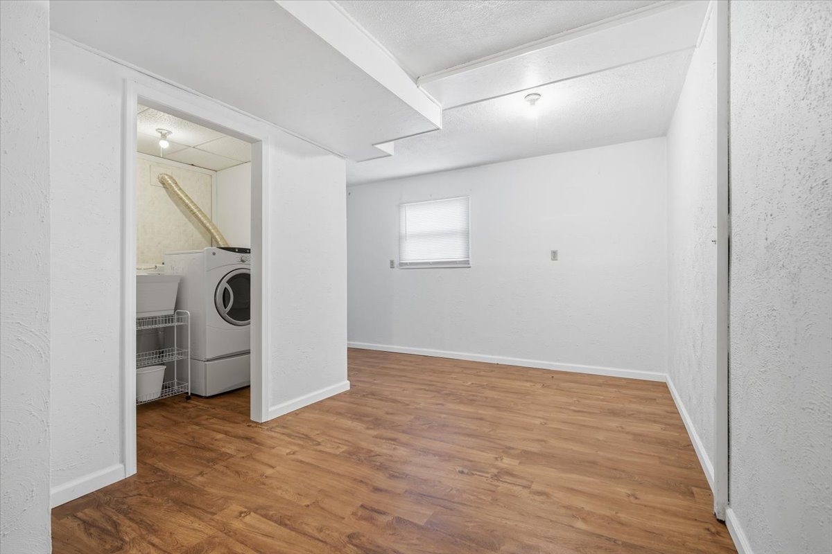 1204 Kim Drive, Bloomington, IL 61704