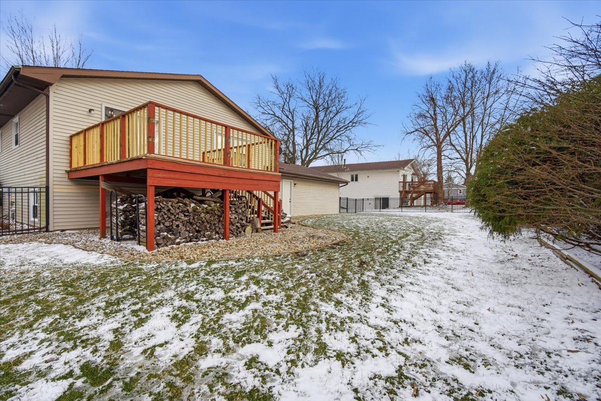 1204 Kim Drive, Bloomington, IL 61704