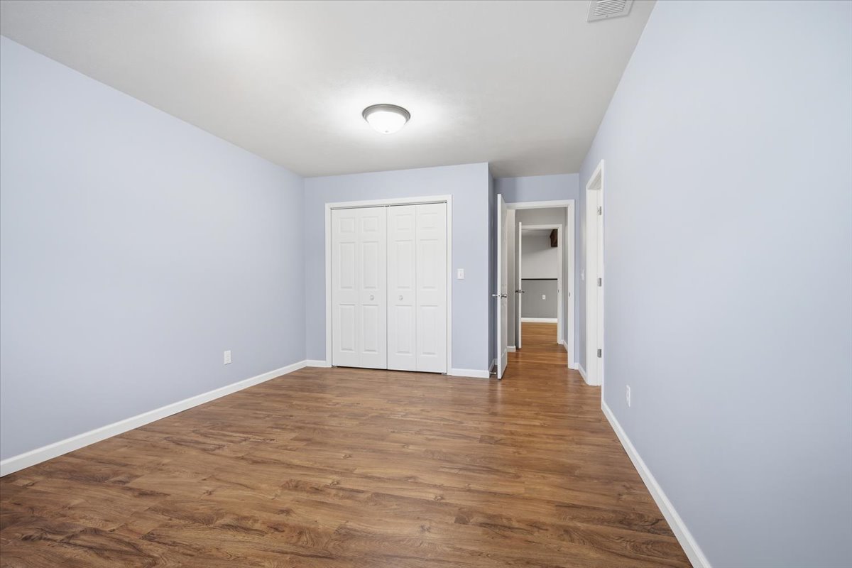 1204 Kim Drive, Bloomington, IL 61704