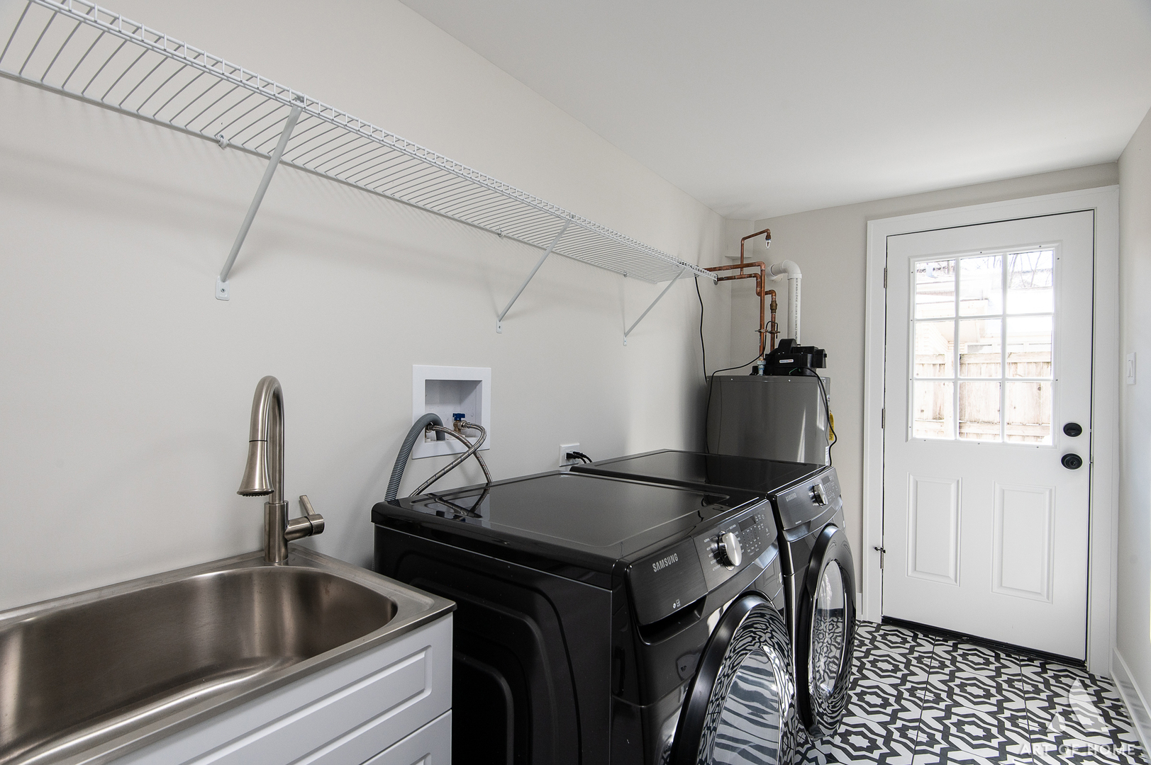 10433 S 83rd Avenue, Palos Hills, IL 60465