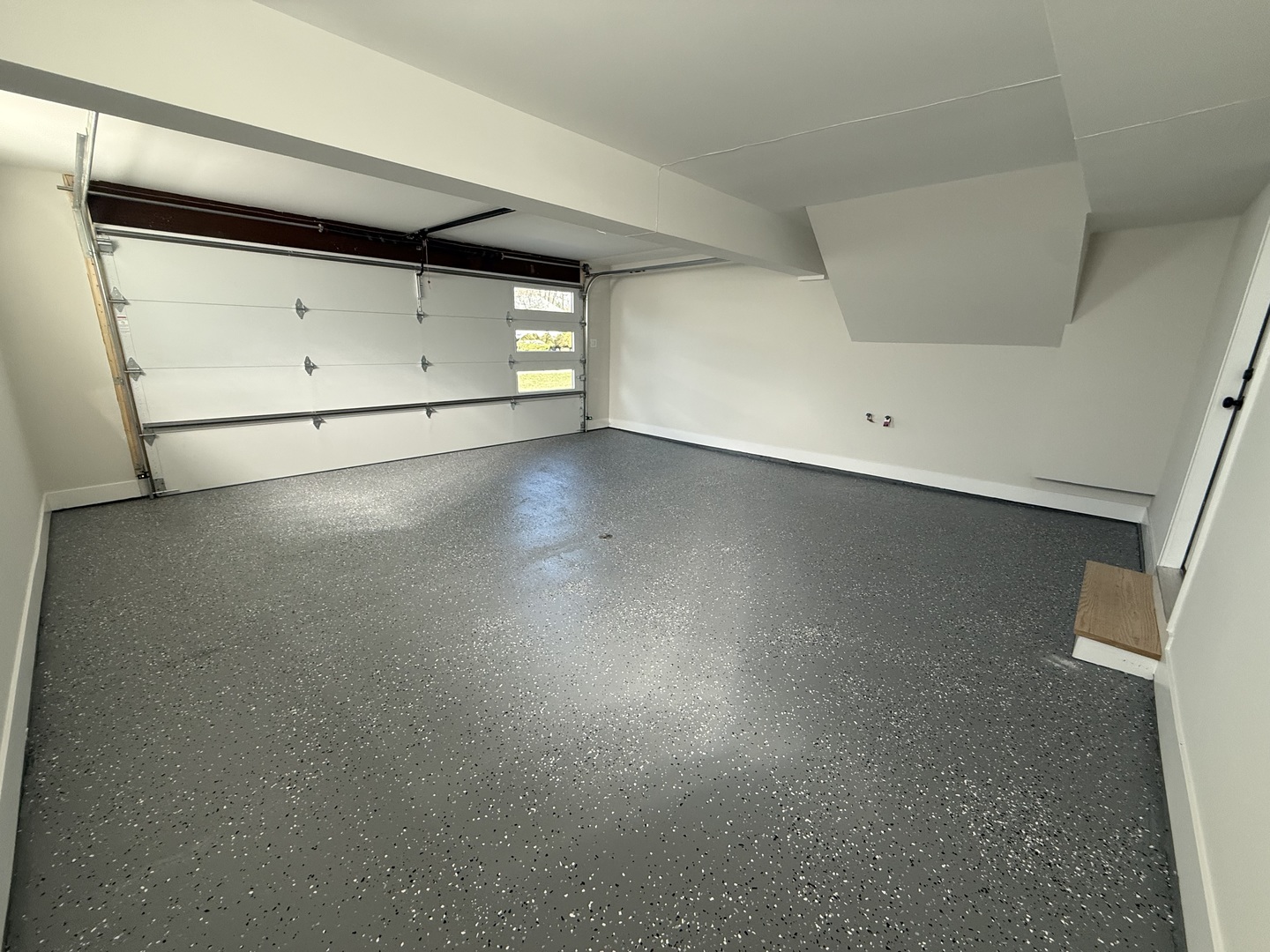 10433 S 83rd Avenue, Palos Hills, IL 60465