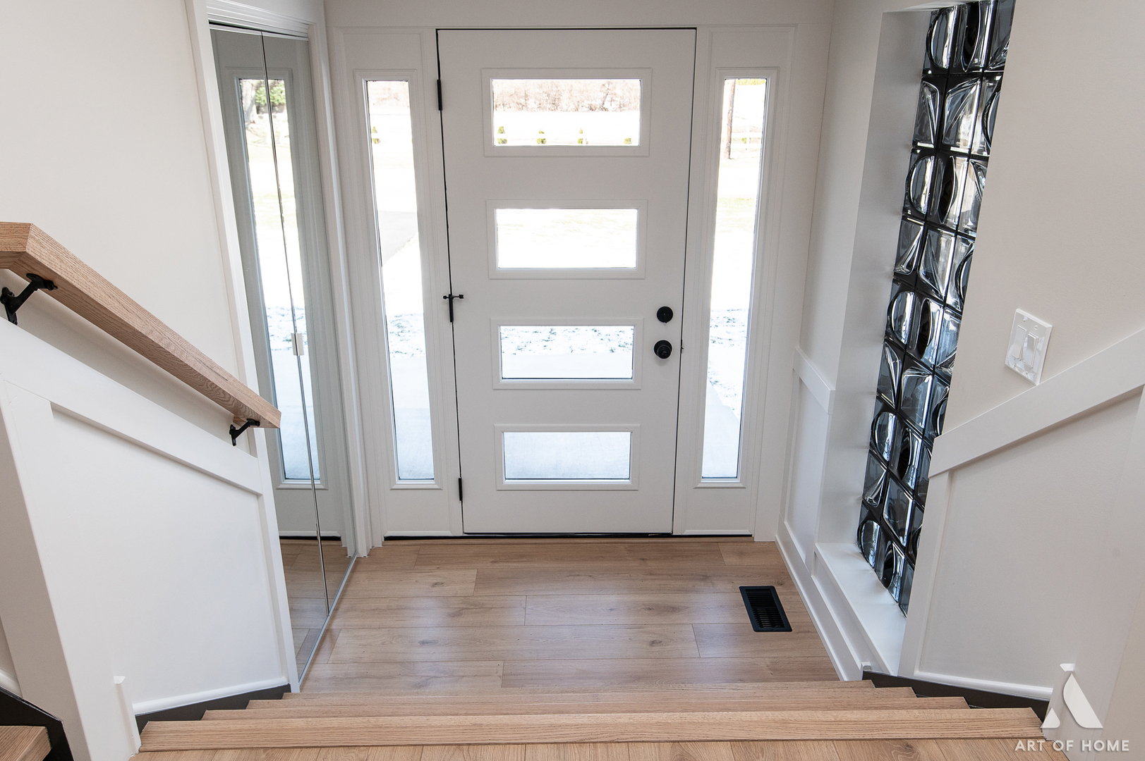 10433 S 83rd Avenue, Palos Hills, IL 60465