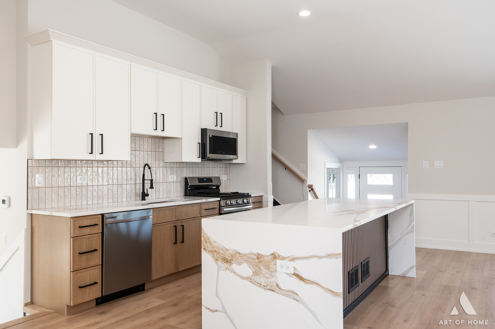 10433 S 83rd Avenue, Palos Hills, IL 60465