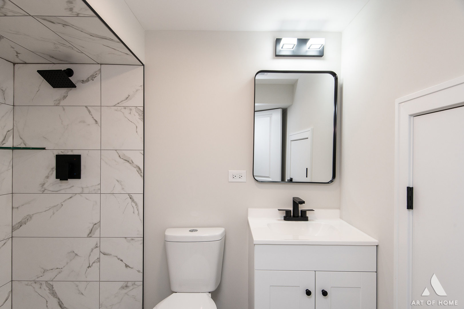 10433 S 83rd Avenue, Palos Hills, IL 60465