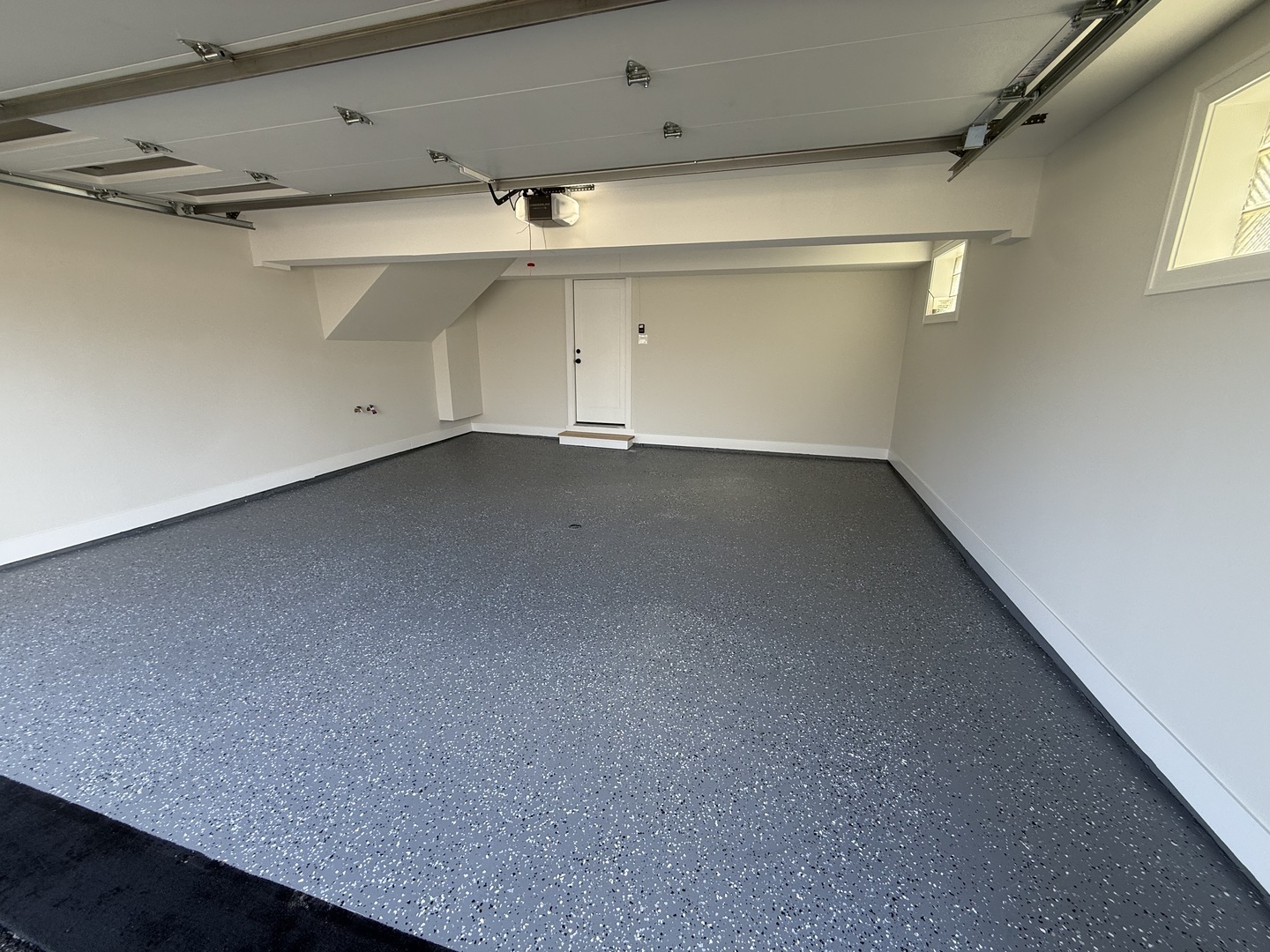 10433 S 83rd Avenue, Palos Hills, IL 60465