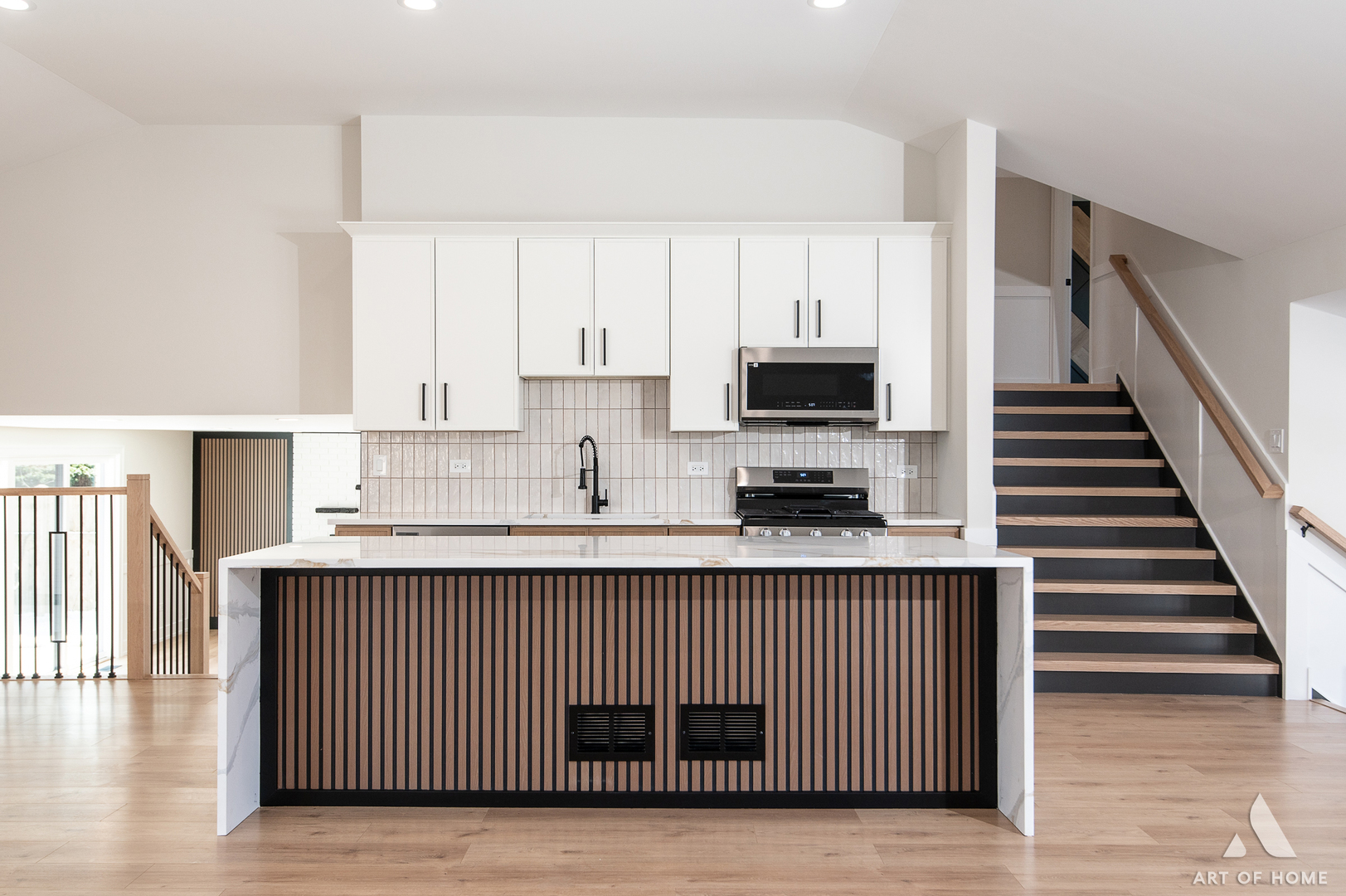 10433 S 83rd Avenue, Palos Hills, IL 60465