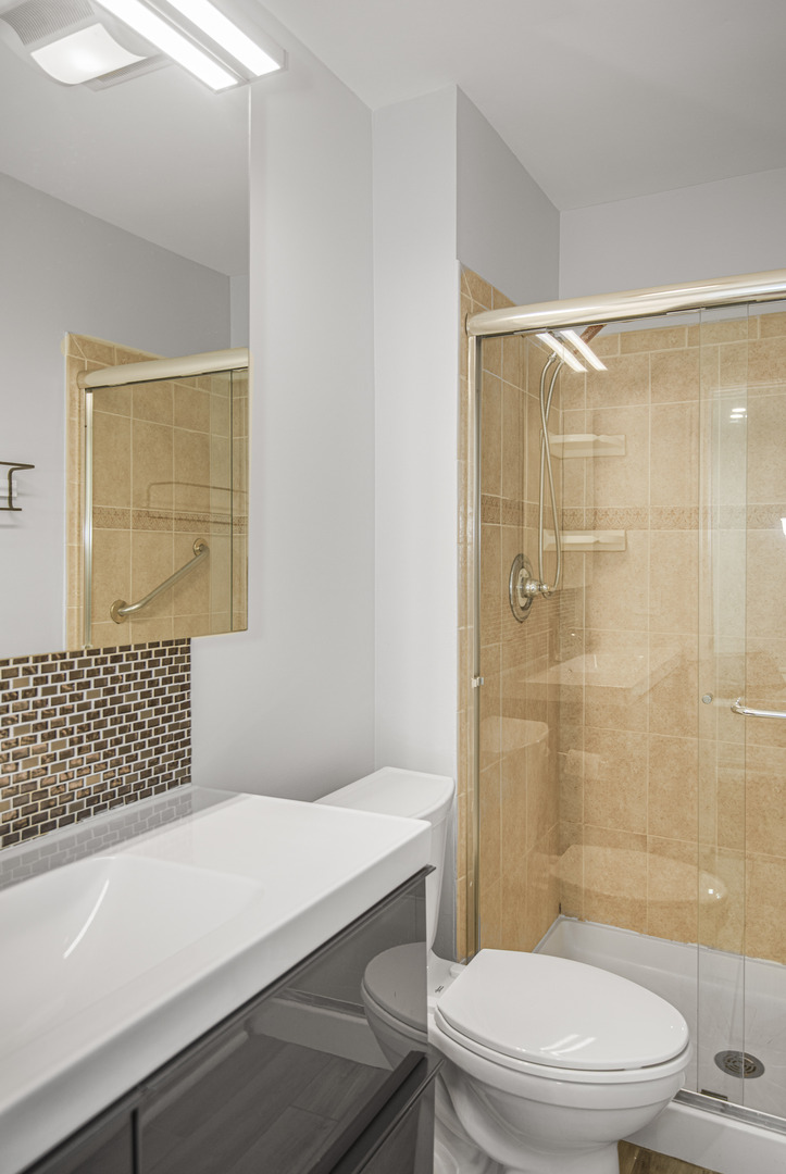 1168 Middlebury Lane #A1, Wheeling, IL 60090