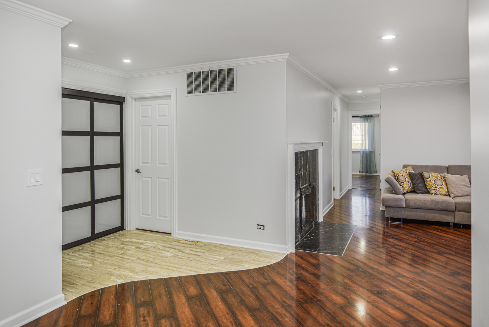 1168 Middlebury Lane #A1, Wheeling, IL 60090