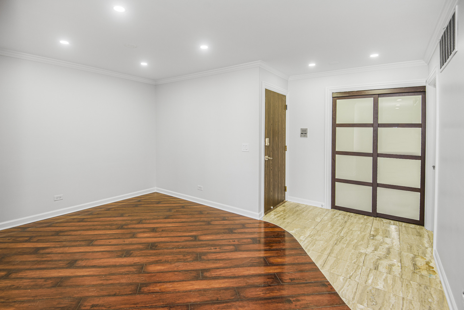 1168 Middlebury Lane #A1, Wheeling, IL 60090