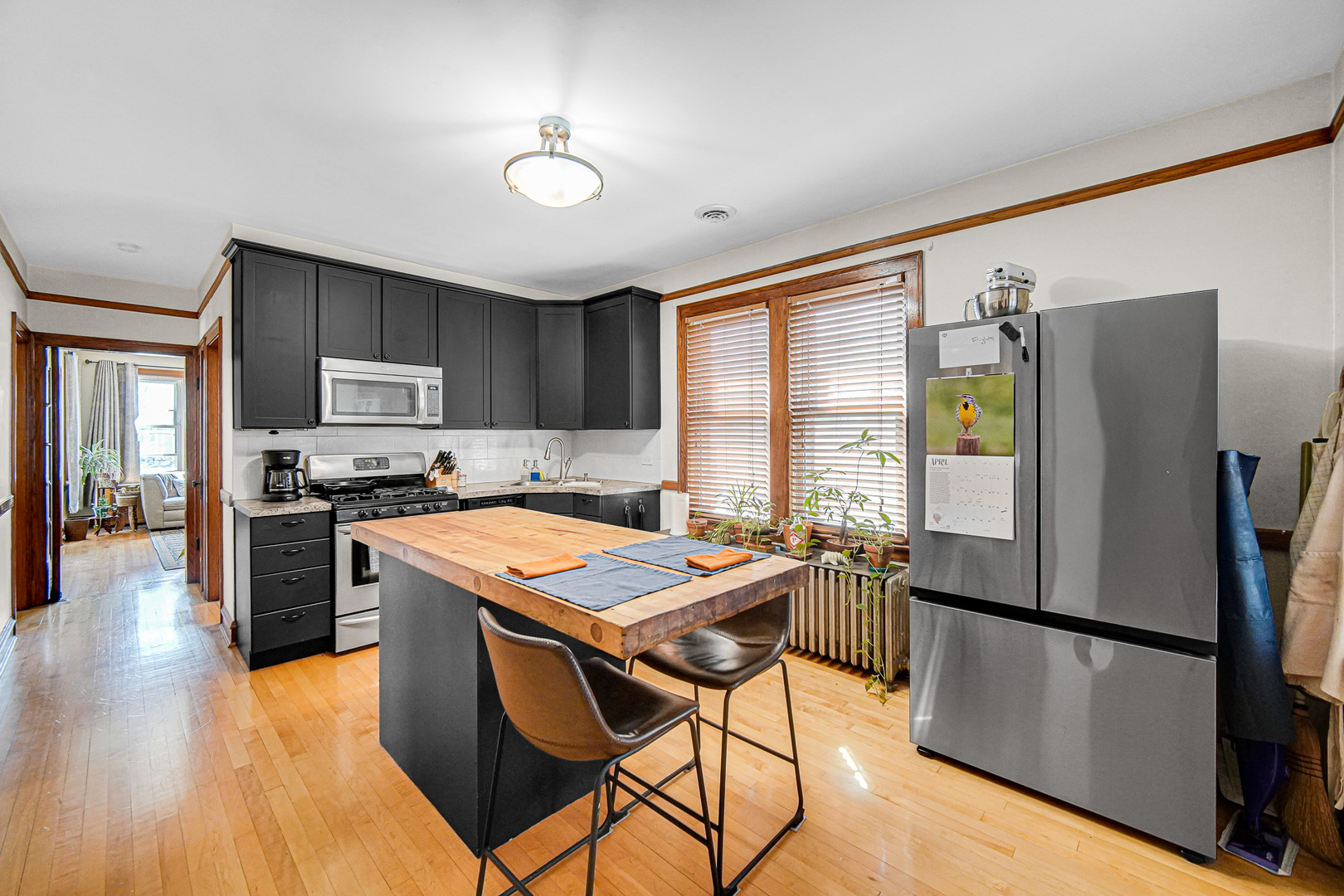 5404 S LOCKWOOD Avenue, Chicago, IL 60638