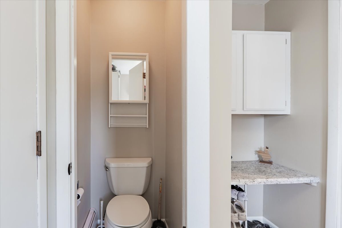 105 W School Street, Leroy, IL 61752