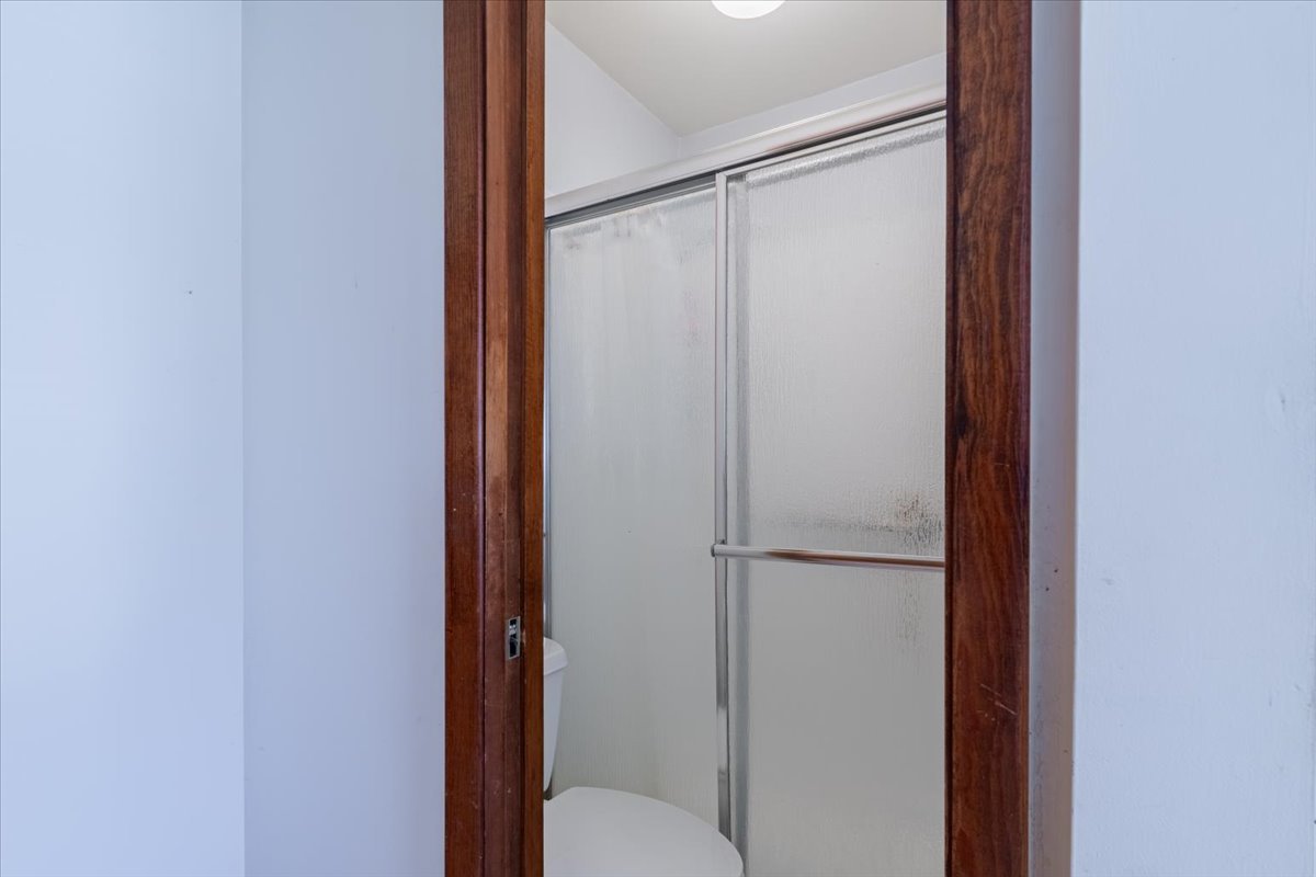 105 W School Street, Leroy, IL 61752