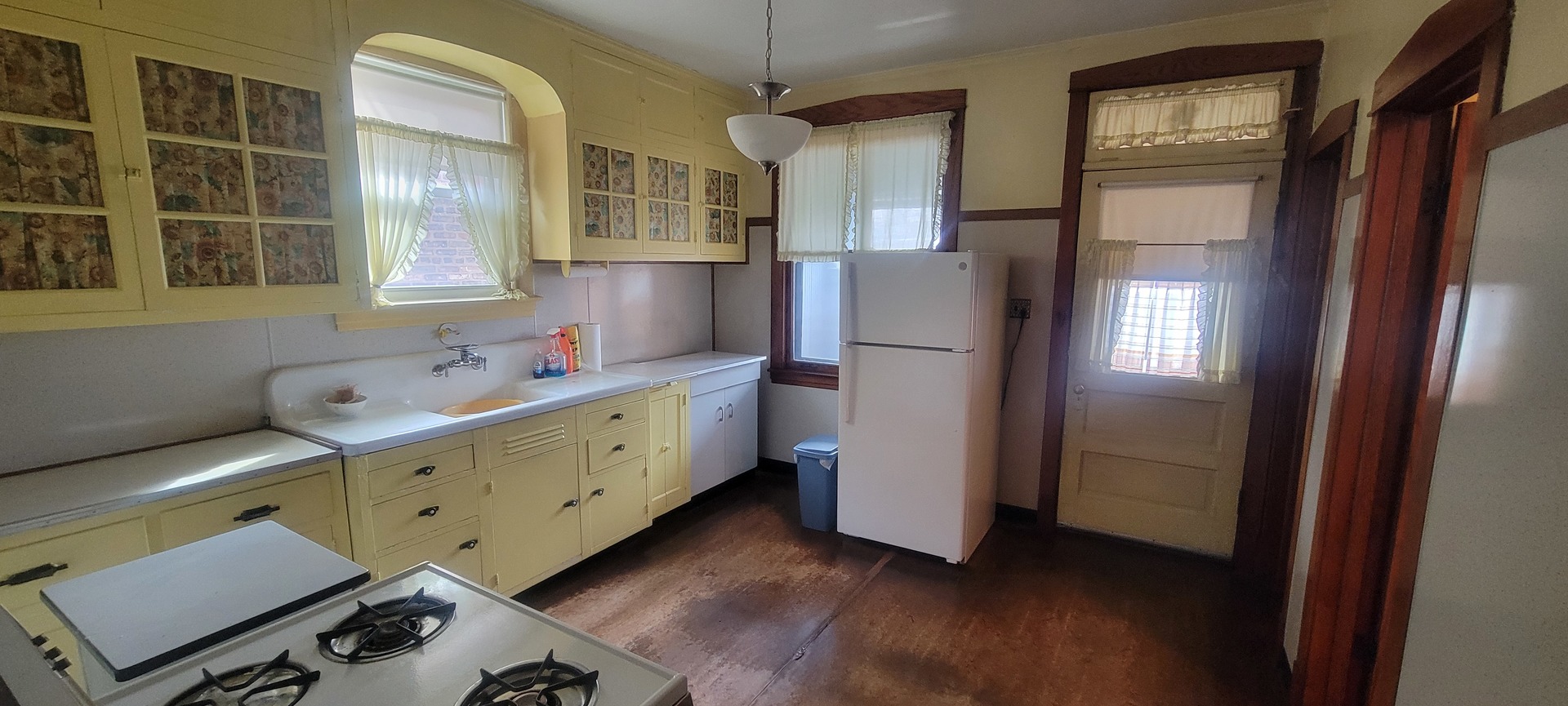 2330 Lombard Avenue, Berwyn, IL 60402