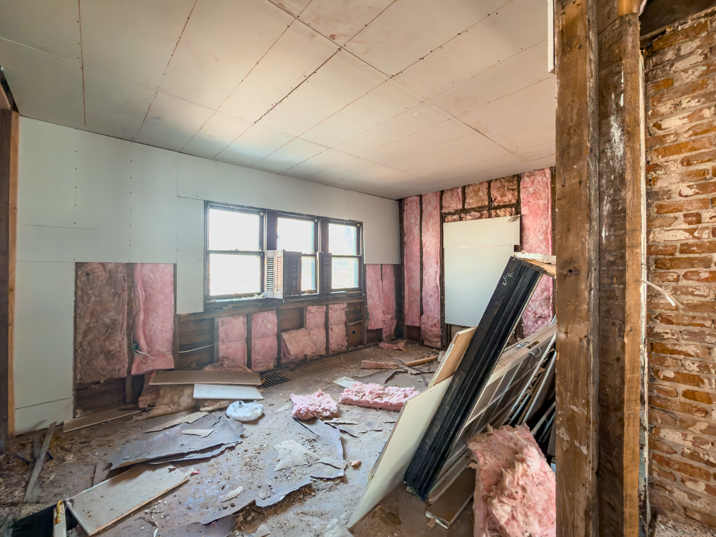 417 Oakley Avenue, Rockford, IL 61101