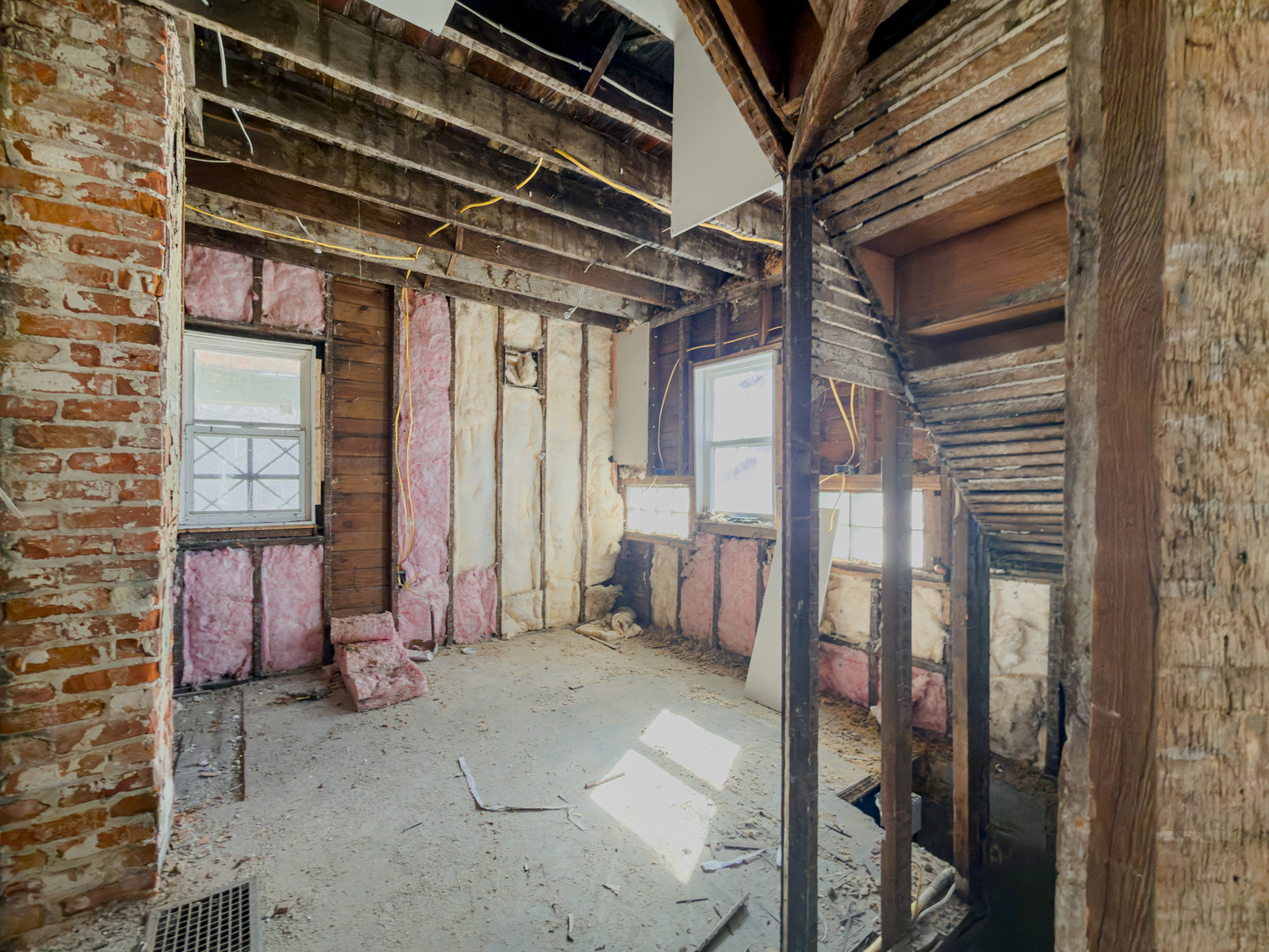 417 Oakley Avenue, Rockford, IL 61101