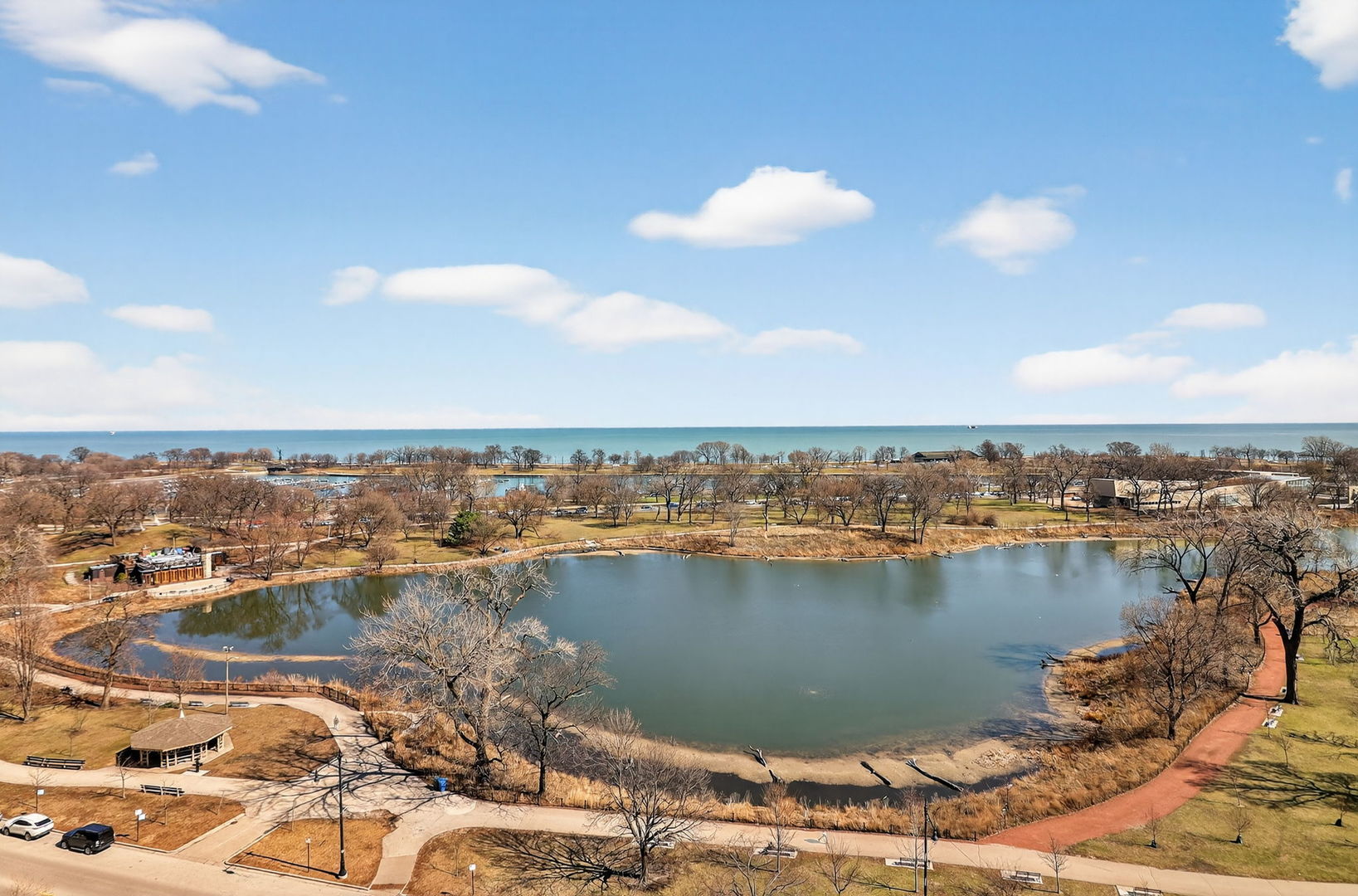 2500 N Lakeview Avenue #1304, Chicago, IL 60614