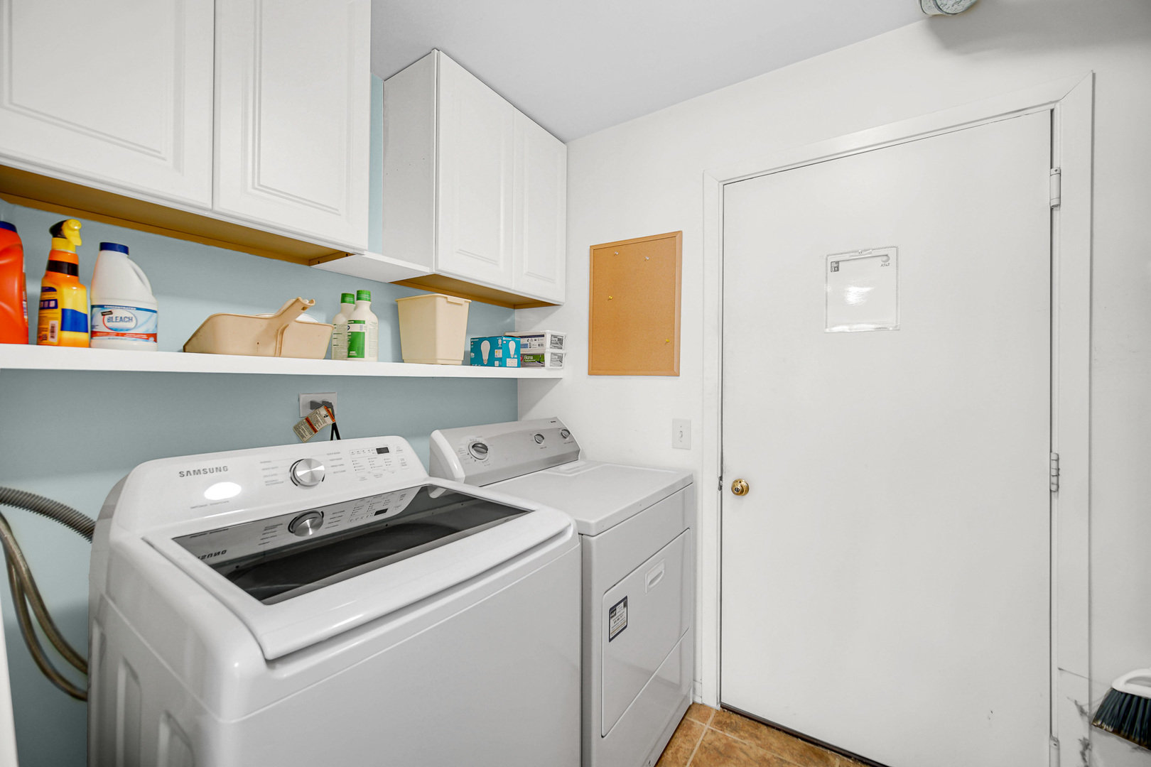 1145 E Cambria Lane #1145, Lombard, IL 60148