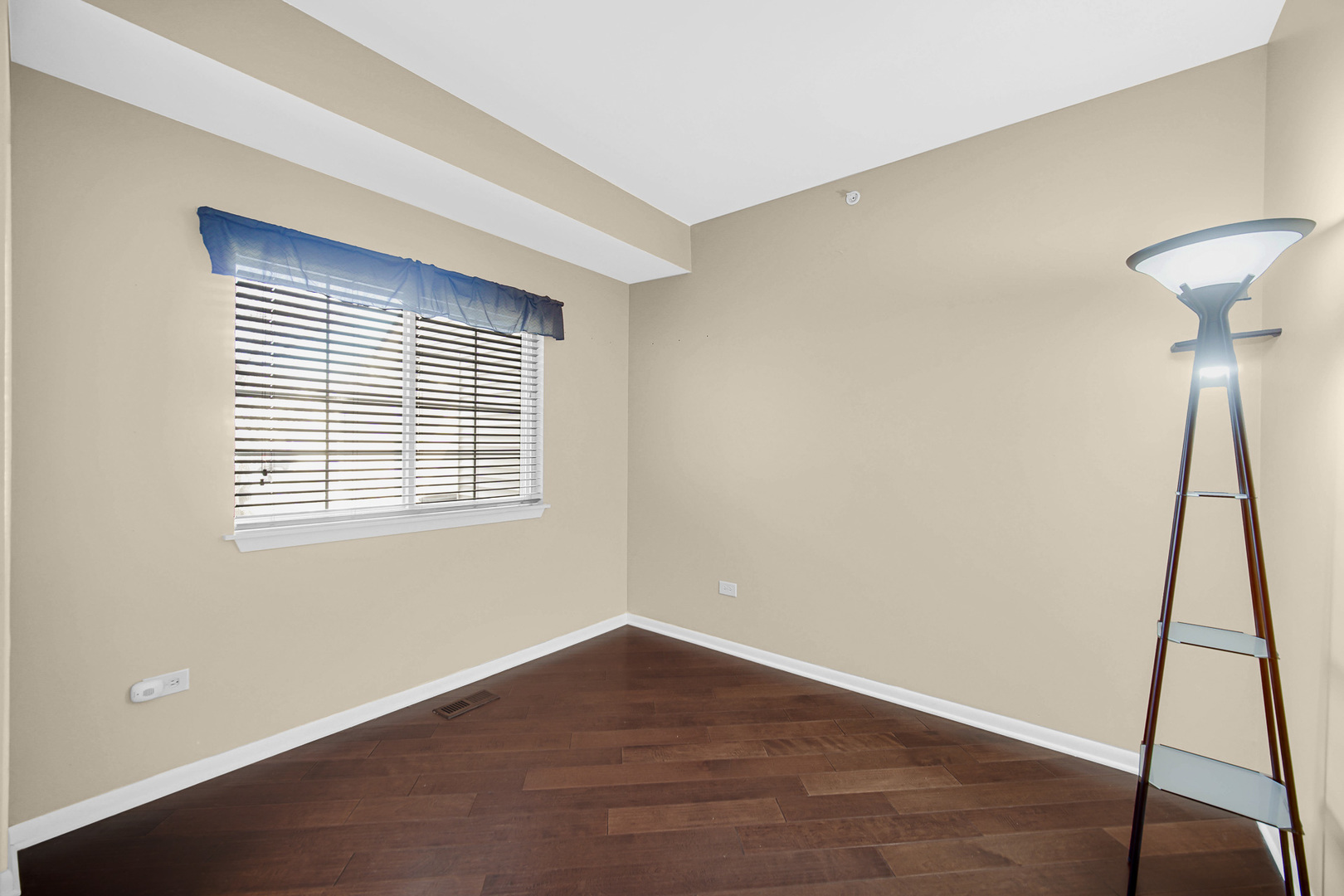 1145 E Cambria Lane #1145, Lombard, IL 60148