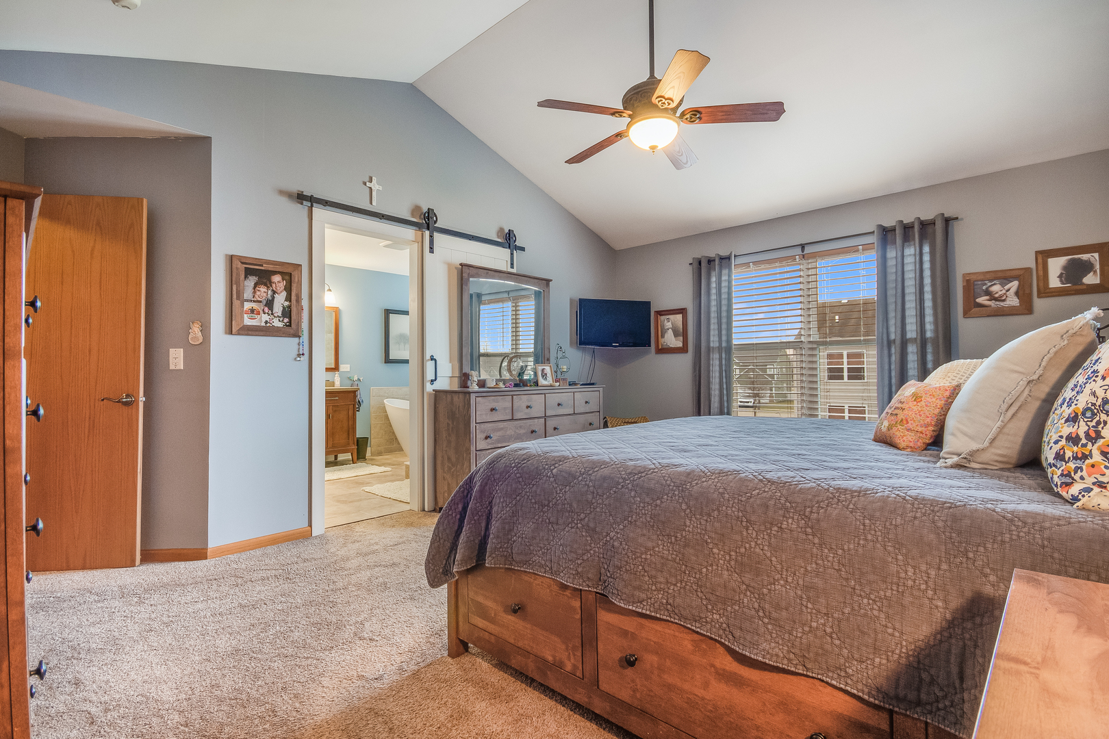 7654 Pin Oak Court, Plainfield, IL 60586