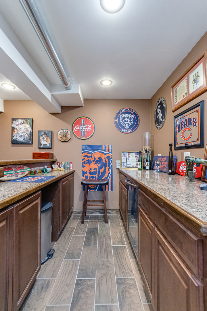 7654 Pin Oak Court, Plainfield, IL 60586