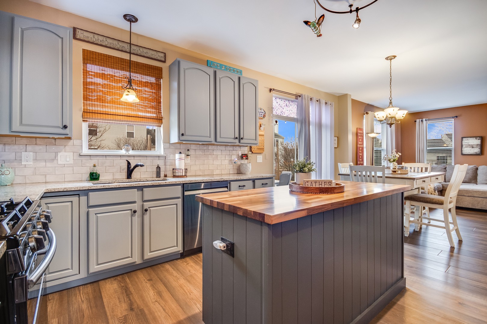 7654 Pin Oak Court, Plainfield, IL 60586