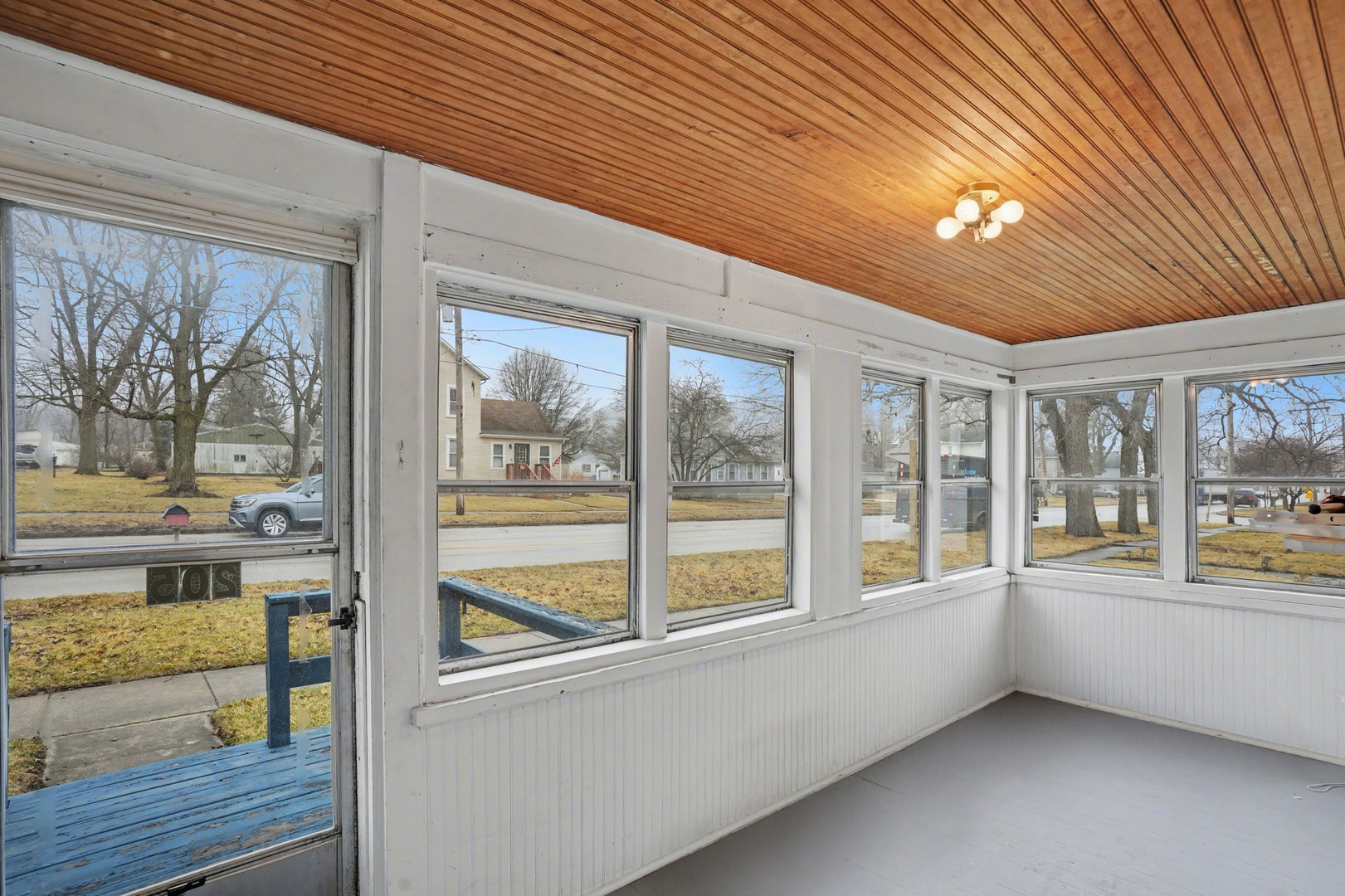 205 E TAYLOR Street, Grant Park, IL 60940