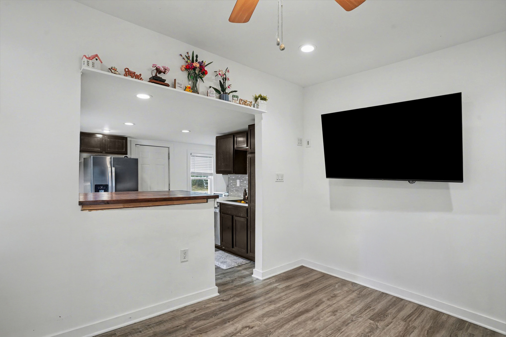 205 E TAYLOR Street, Grant Park, IL 60940