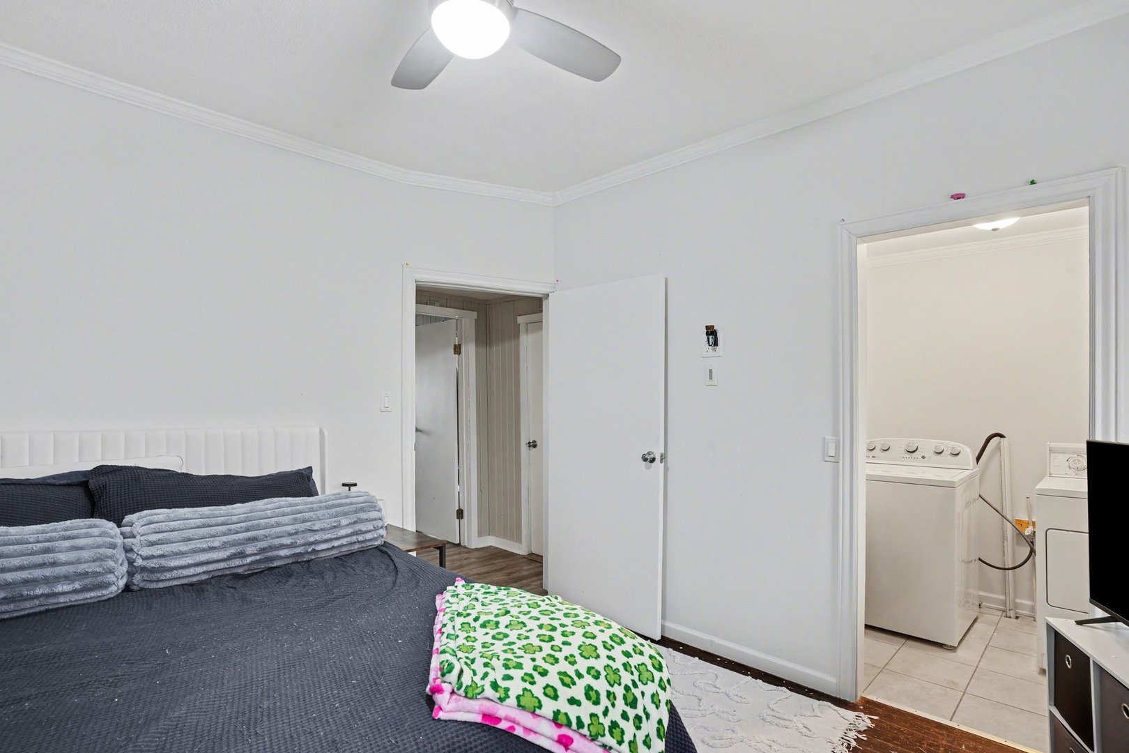 205 E TAYLOR Street, Grant Park, IL 60940