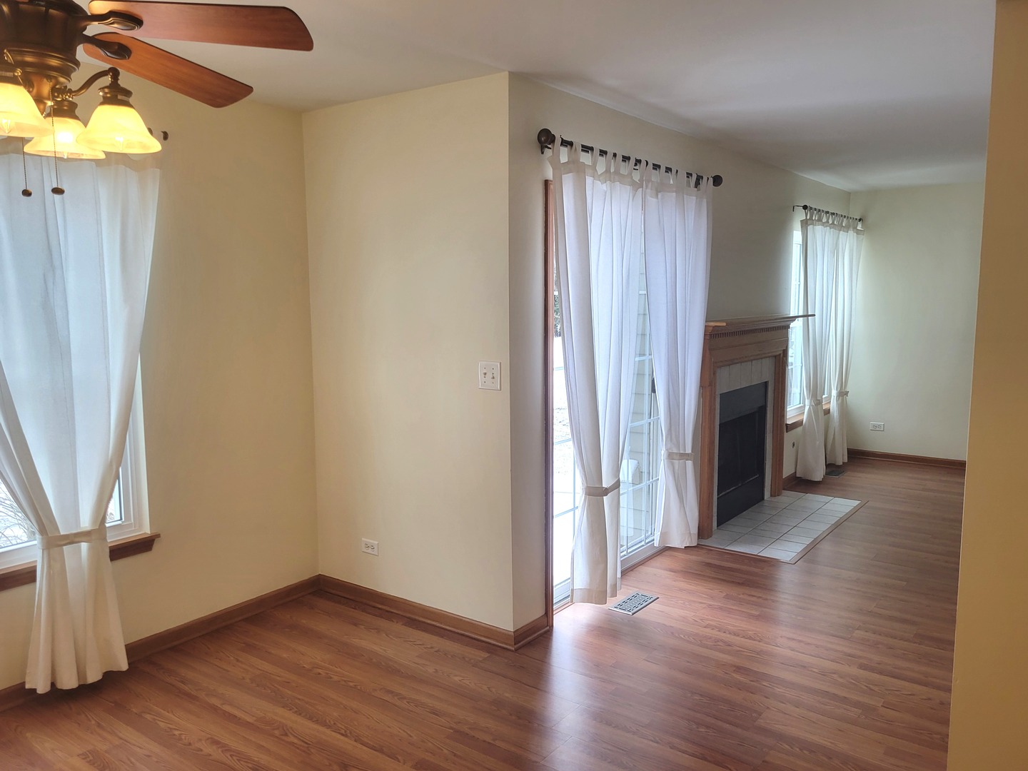 2738 Borkshire Lane, Aurora, IL 60502