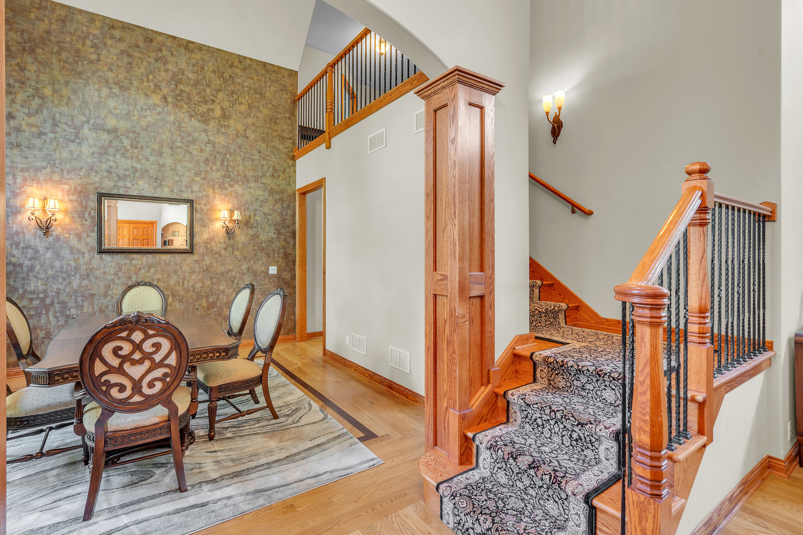 114 Riverview Court, Oswego, IL 60543